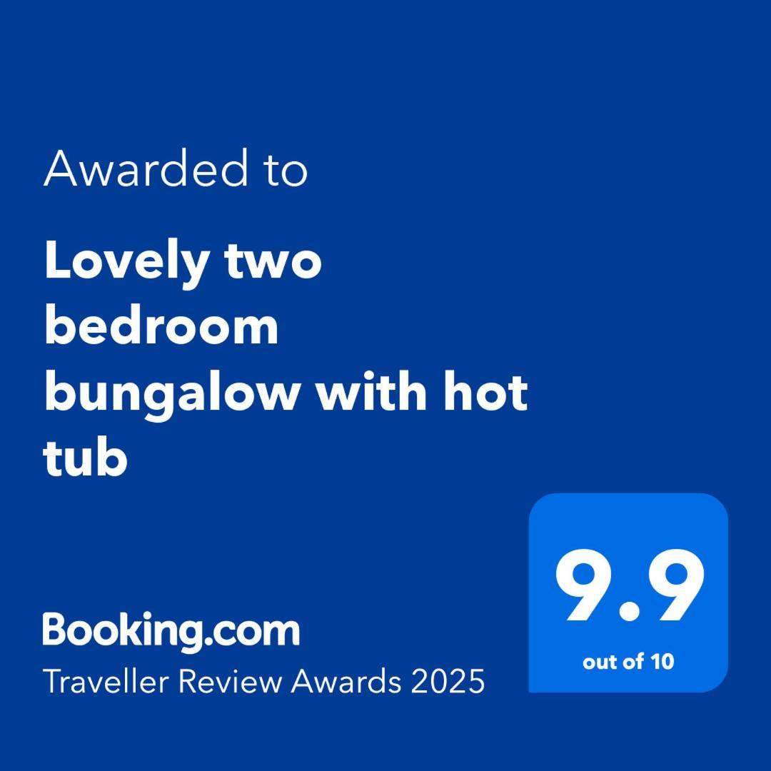 Lovely Two Bedroom Bungalow With Hot Tub Γέοβιλ Εξωτερικό φωτογραφία